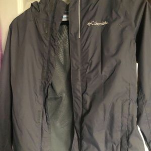Boys Columbia rain coat size S !! Brand new condition